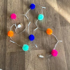 3ft pom-Pom light up charger for apple i-phone